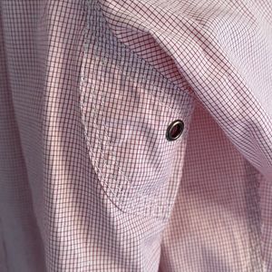KENETH COLE beautiful checkered button down cotton shirt